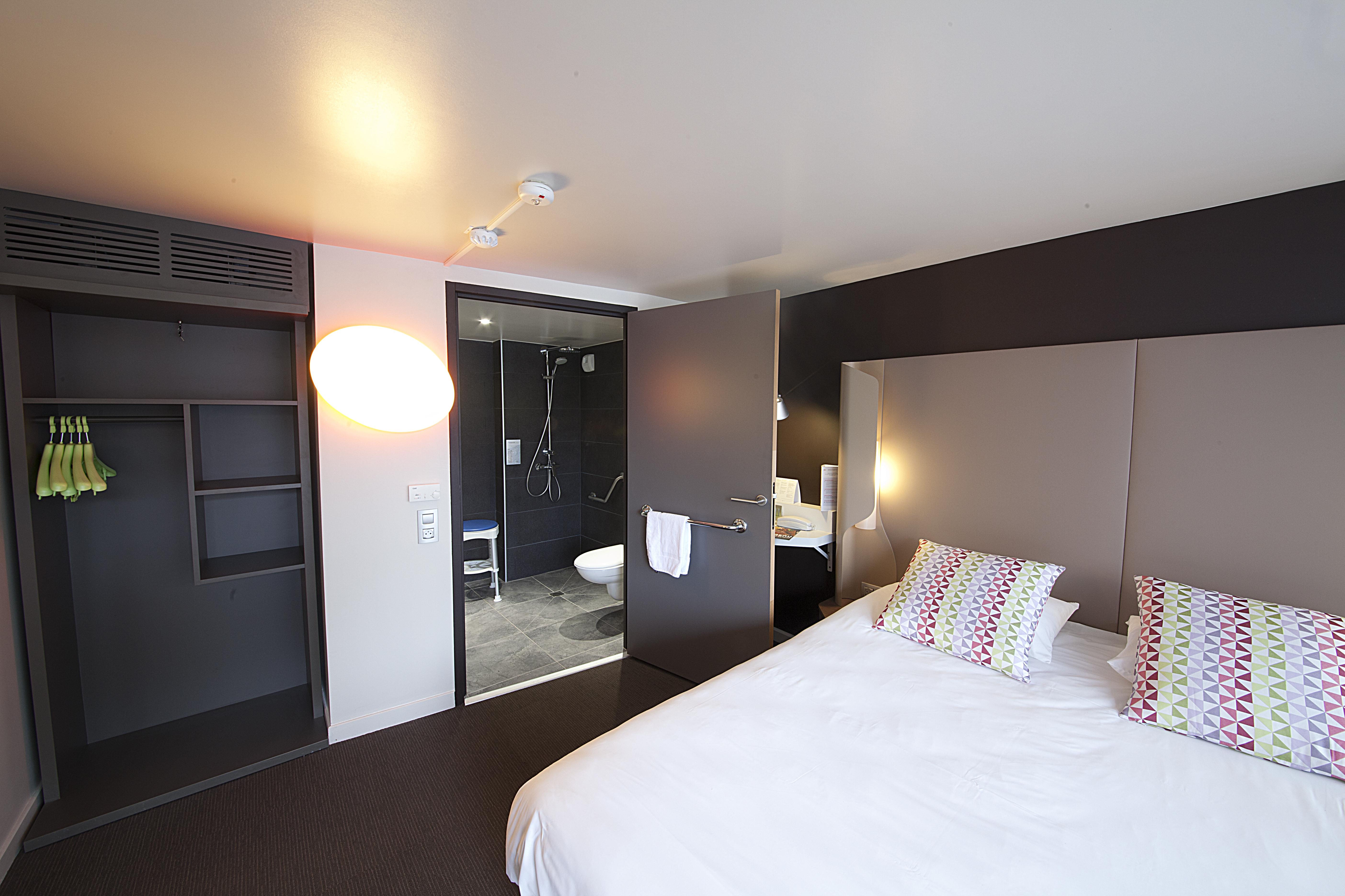 Hotel Campanile Clermont-Ferrand ~ Aubière Esterno foto